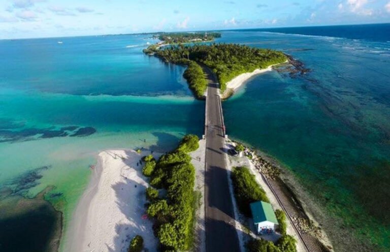 longest causeway flanked by turquoise lagoons