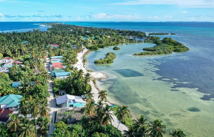 Hulhudhoo, Addu City